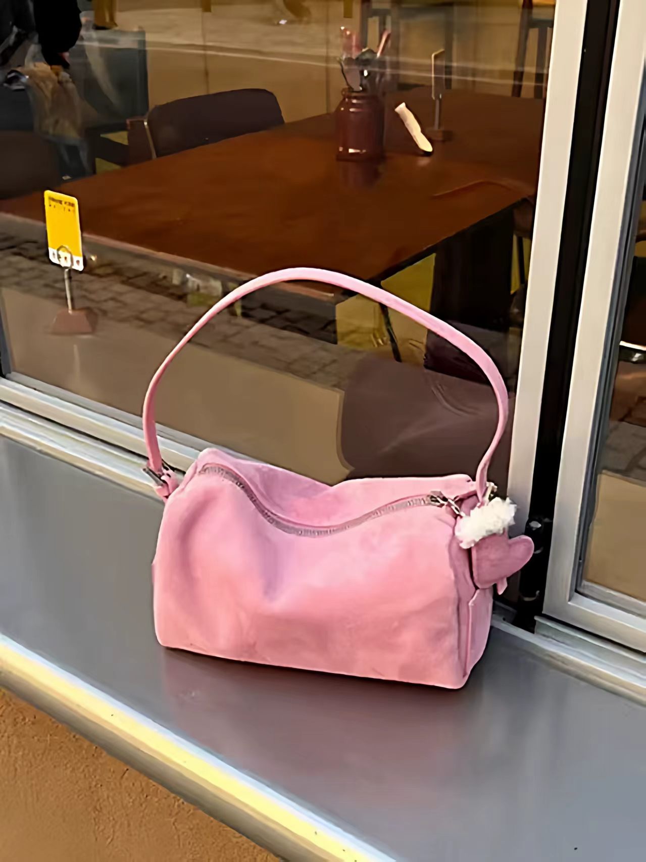 レトロな芸術的スタイルのフロスト加工ブーティートースティバッ - Women'S Young Bags のレビューと価格